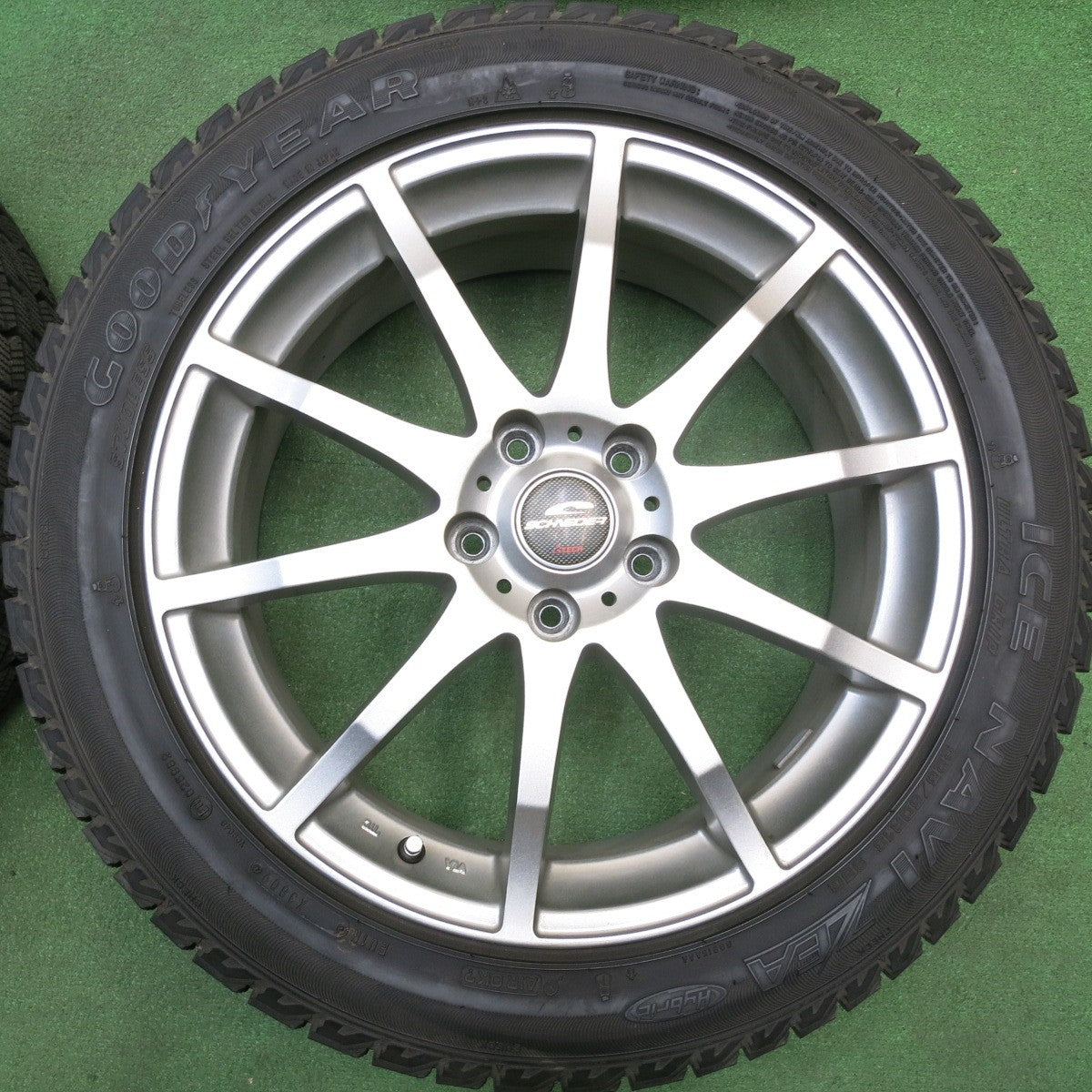 バリ溝！キレイ！9.5分★スタッドレス 225/50R18 グッドイヤー アイスナビ ZEA SCHNEIDER シュナイダー 18インチ PCD114.3/5H★6012203HAス