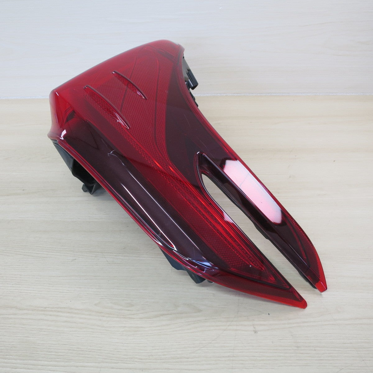 キレイ♪トヨタ 30系 アルファード 純正 テールライト KOITO 58-75 L 左 側 のみ テールランプ 照明 カー パーツ♪