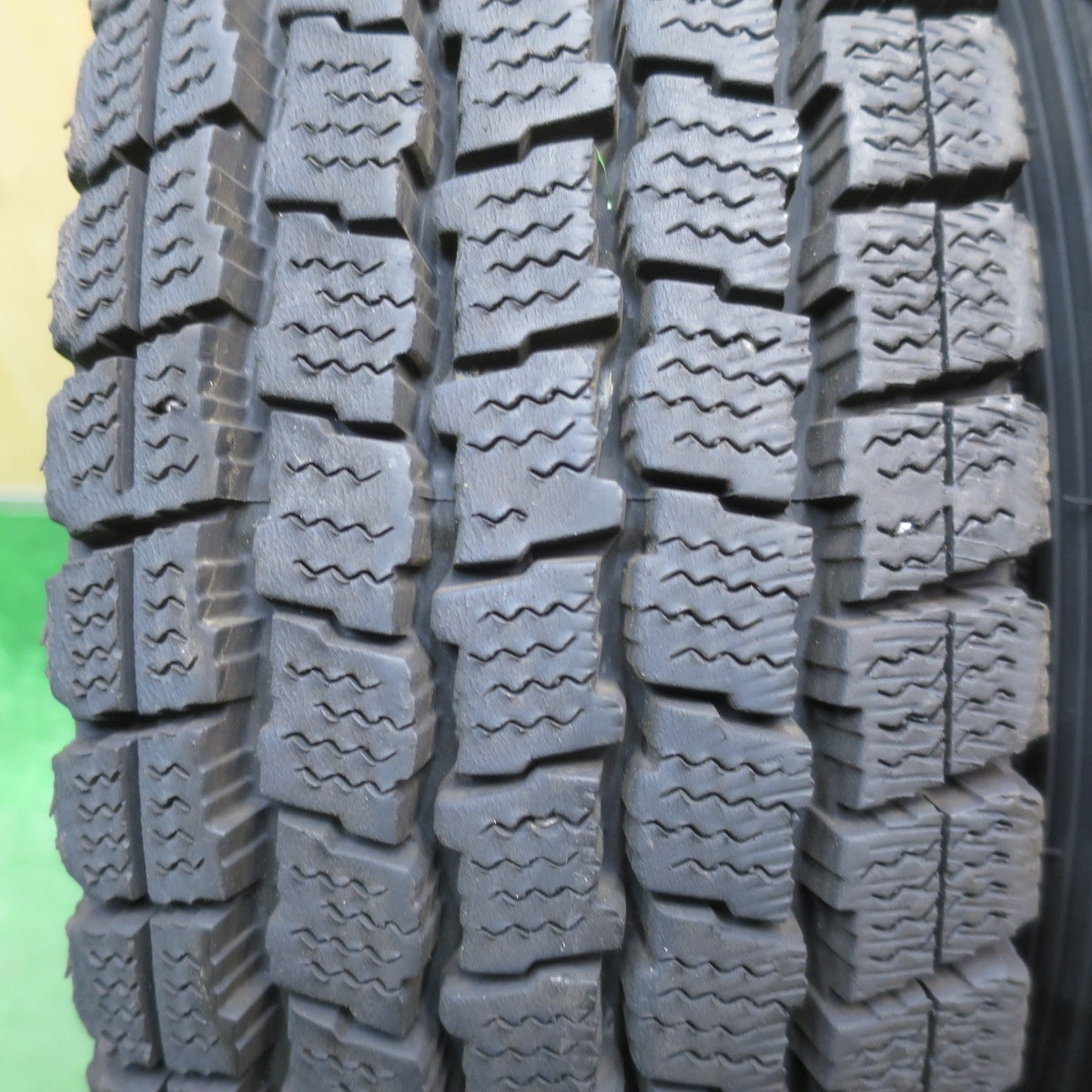 バリ溝！22年！キレイ！9.5分以上★スタッドレス 145R12 6PR グッドイヤー アイスナビ CARGO スチール ホイール カーゴ 12インチ PCD100/4H★6032204NJス