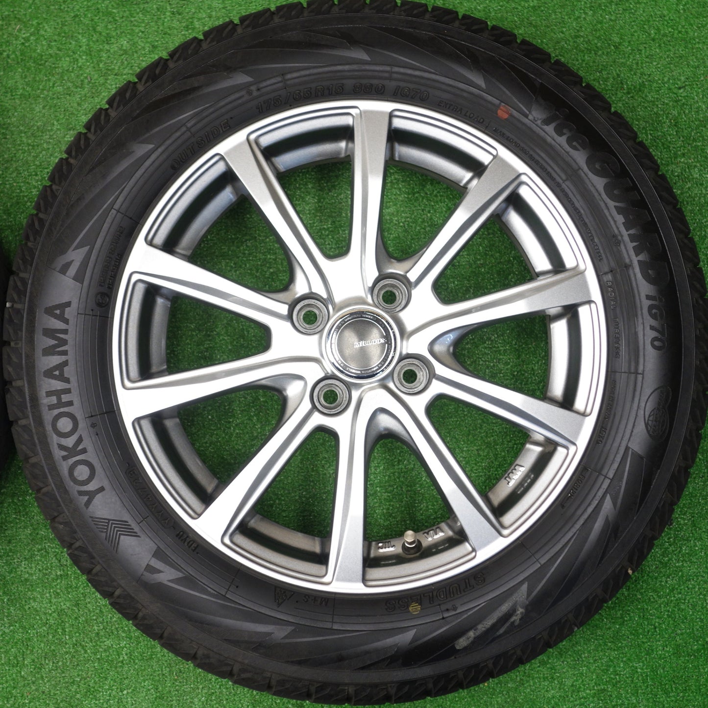 バリ溝！23年！キレイ！9.5分★スタッドレス 175/65R15 ヨコハマ アイスガード iG70 MiLLOUS VX ミルアス 15インチ PCD100/4H★5121404KTス