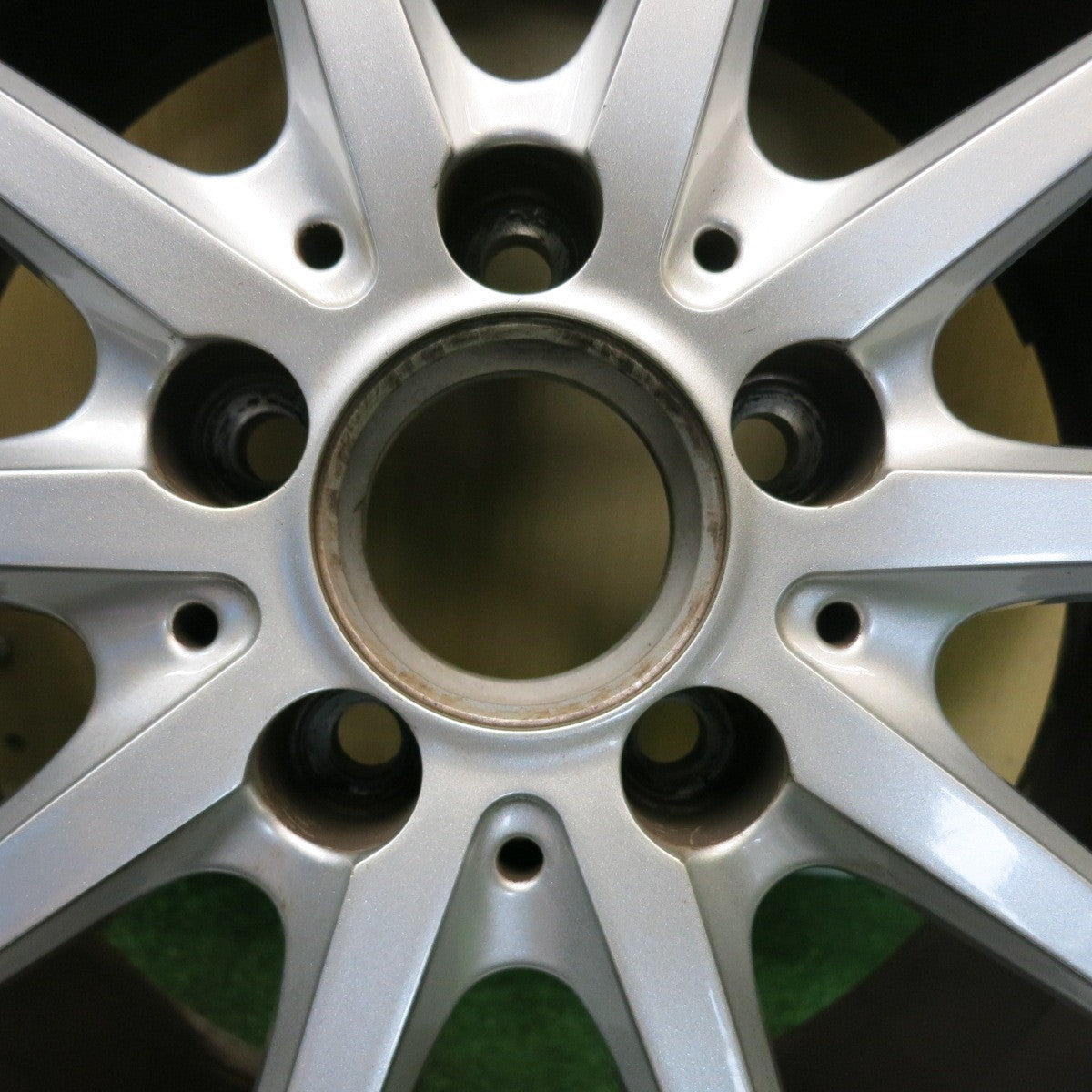 バリ溝！キレイ！9.5分以上◎ベンツ 等 EuroForsch 205/60R16 スタッドレス コンチネンタル バイキングコンタクト7 ユーロフォルシュ 16インチ PCD112/5H◎6061405HAス
