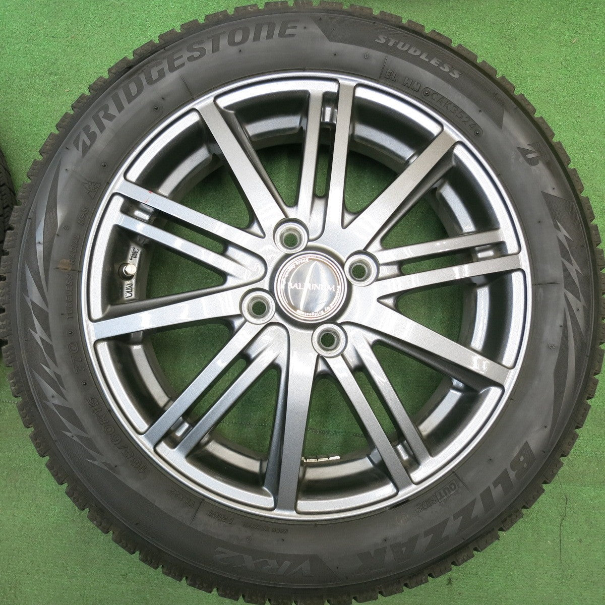 バリ溝！24年！キレイ！9分★スタッドレス 165/60R15 ブリヂストン ブリザック VRX2 BALMINUM BR10 バルミナ 15インチ 軽サイズ ハスラー 等 PCD100/4H★6032811HAス