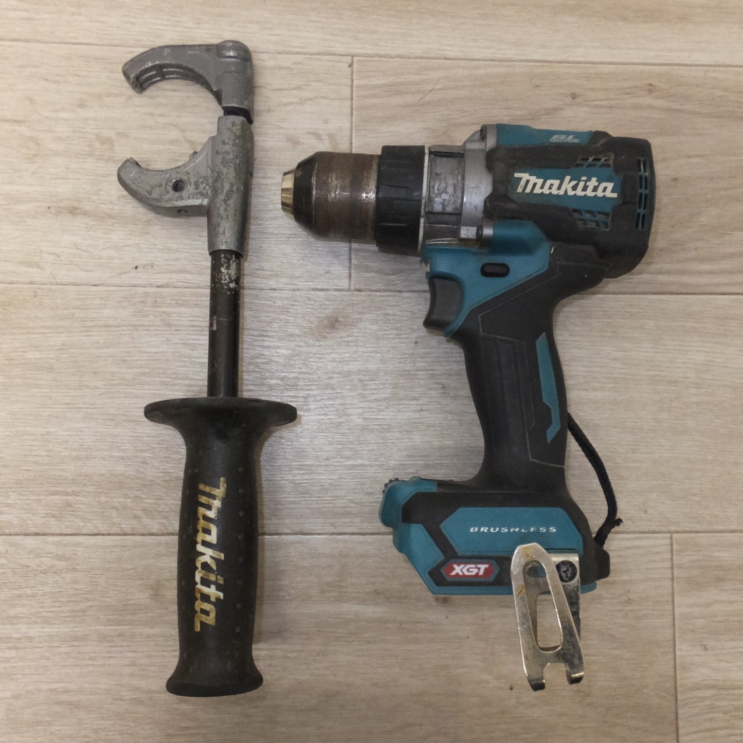 [送料無料] ★マキタ makita 充電式ドライバドリル DF001G 36V-40V(max) 本体のみ★