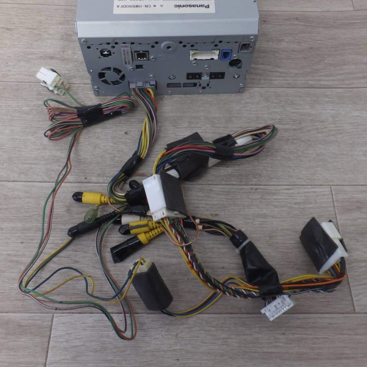 [送料無料] 現状品★パナソニック製 スバル 純正 HDDカーナビステーション Strada CN-HW890D CN-HW890DFA(31)★