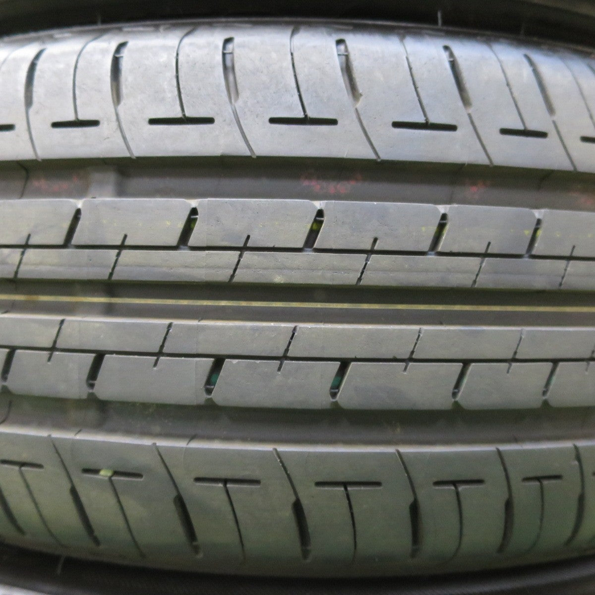 新車外し！25年★185/65R15 ブリヂストン エコピア EP150 タイヤ 15インチ プリウス シエンタ フリード 等★5042903イノタ
