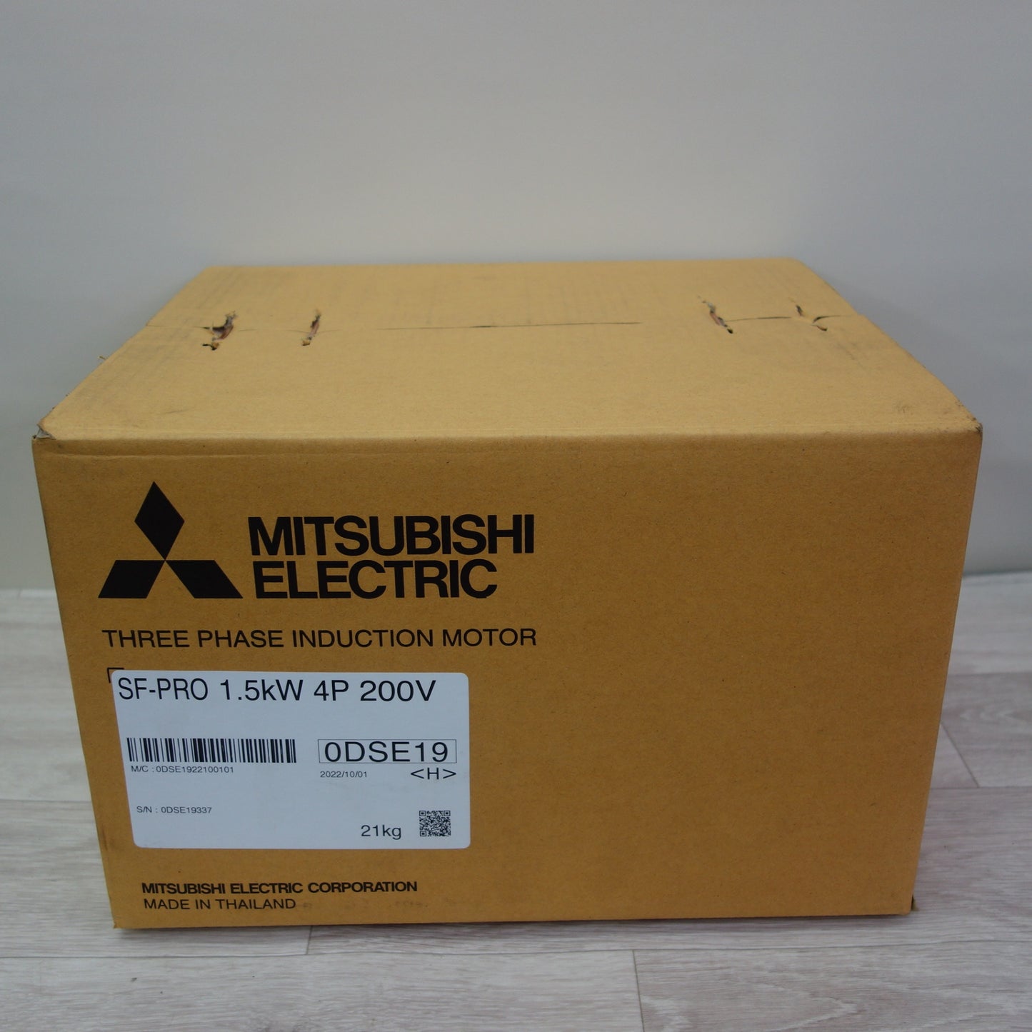 [送料無料] 未使用☆三菱 三相 モーター SF-PRO 屋外形 トップランナー モーター 1.5kW 4P 200V 0DSE19☆