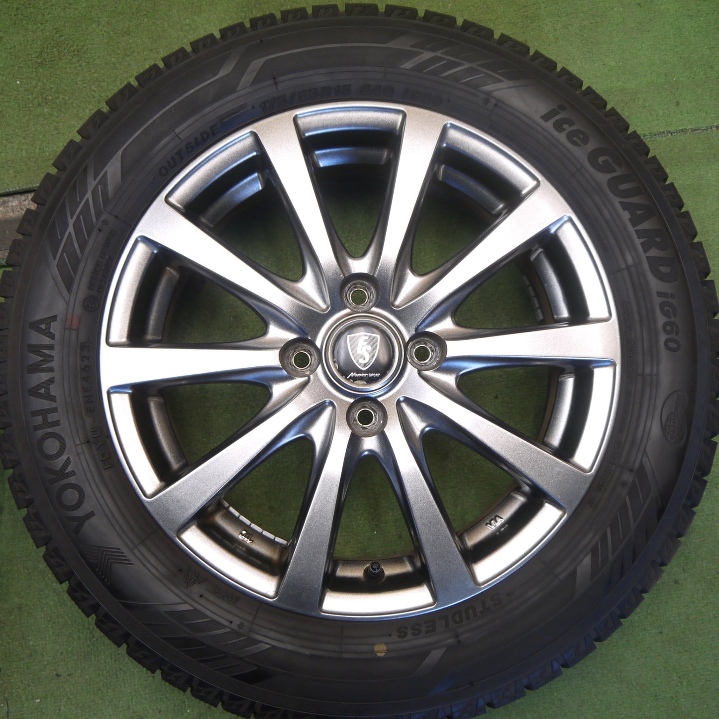 バリ溝！23年！キレイ！ほぼ10分◎スタッドレス 175/65R15 ヨコハマ アイスガード iG60 MANARAY SPORT マナレイ スポーツ 15インチ PCD100/4H◎6073106Hス