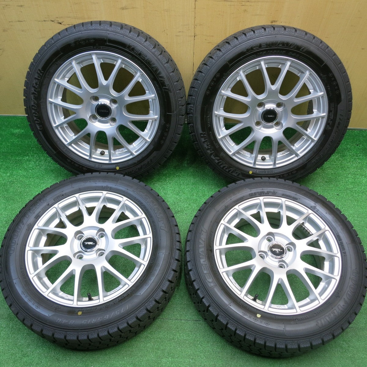 超バリ溝！24年！キレイ！ほぼ10分★スタッドレス 175/65R15 グッドイヤー アイスナビ7 TOPRUN トップラン 15インチ PCD100/4H★5110609HAス
