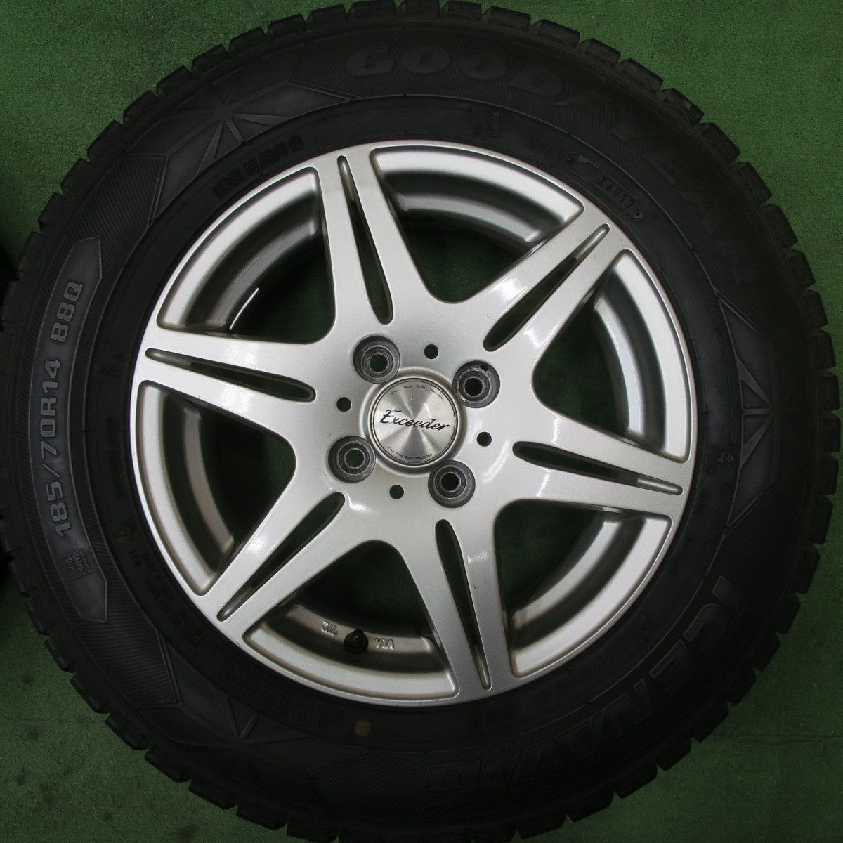 4本価格★スタッドレス 185/70R14 グッドイヤー アイスナビ6 Exceeder エクシーダー 14インチ PCD100/4H★5052302TTス