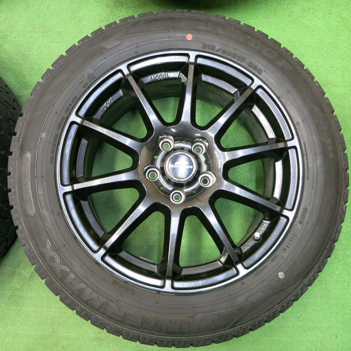 *送料無料* バリ溝！キレイ！9.5分★スタッドレス 215/60R17 ダンロップ ウインターマックス WM02 SCHNEIDER MiD シュナイダー PCD114.3/5H★4052103イス