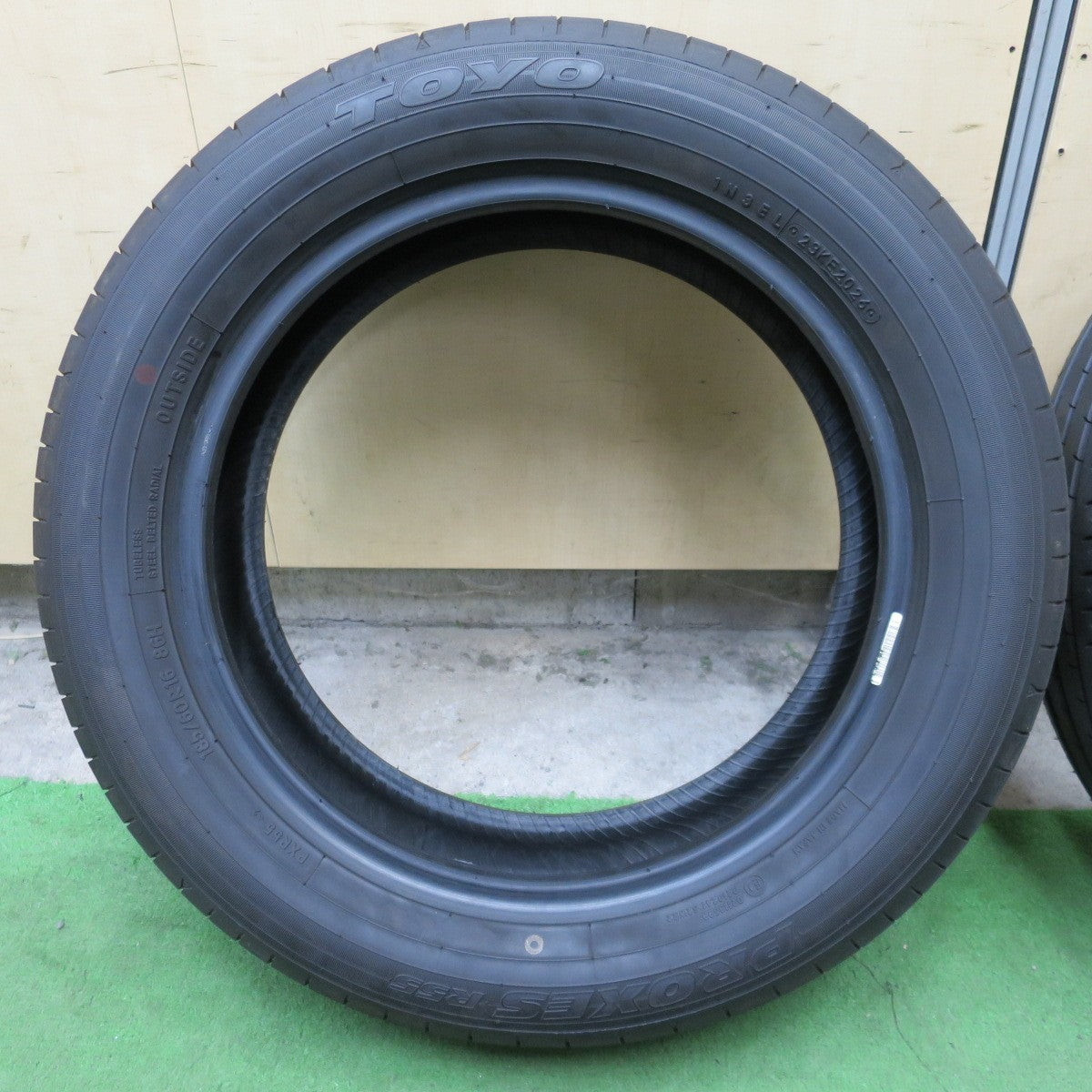 新車外し！26年◎185/60R16 トーヨー プロクセス R55 タイヤ 16インチ ノート ティーダ オーラ マツダ2 デミオ アクア 等◎6092202NGノタ