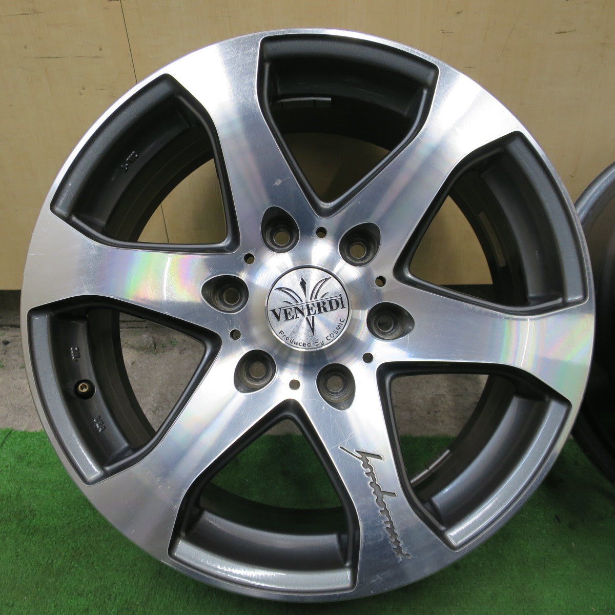 4本価格★VENERDI HEREBORRANI CL-106 COSMIC ヴェネルディ 17インチ ホイール 17×6.5J ヴェネルディ エレボラーニ PCD139.7/6H★6030902ナホ
