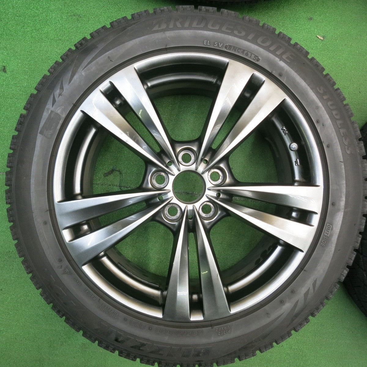 バリ溝！9分★レアマイスター LFラウンジ 235/50R18 スタッドレス ブリヂストン ブリザック VRX Lehrmeister L-F LOUNGE PCD114.3/5H★5051703TNス