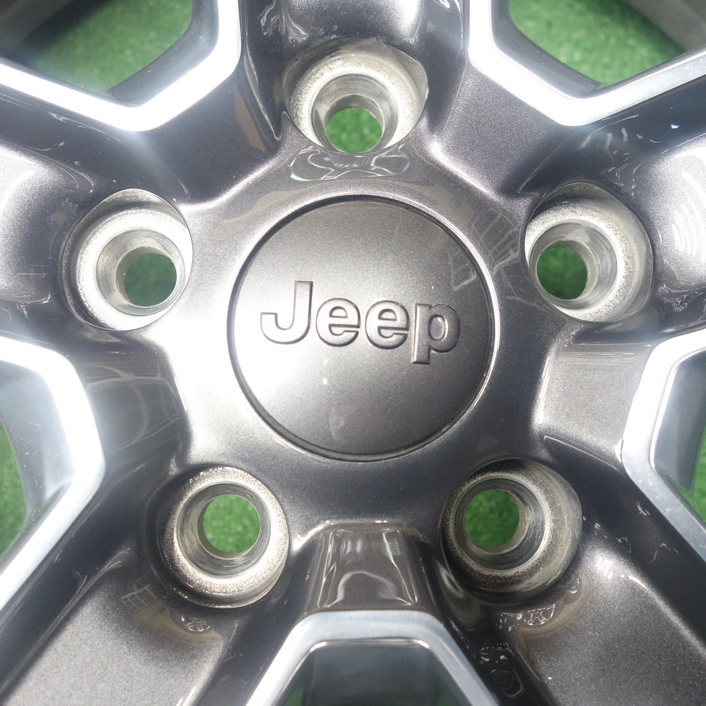 バリ溝！23年！9.5分★JEEP ジープ JL ラングラー アンリミテッド サハラ 純正 265/65R18 スタッドレス ヨコハマ アイスガード G075 18インチ PCD127/5H★6021103KTス