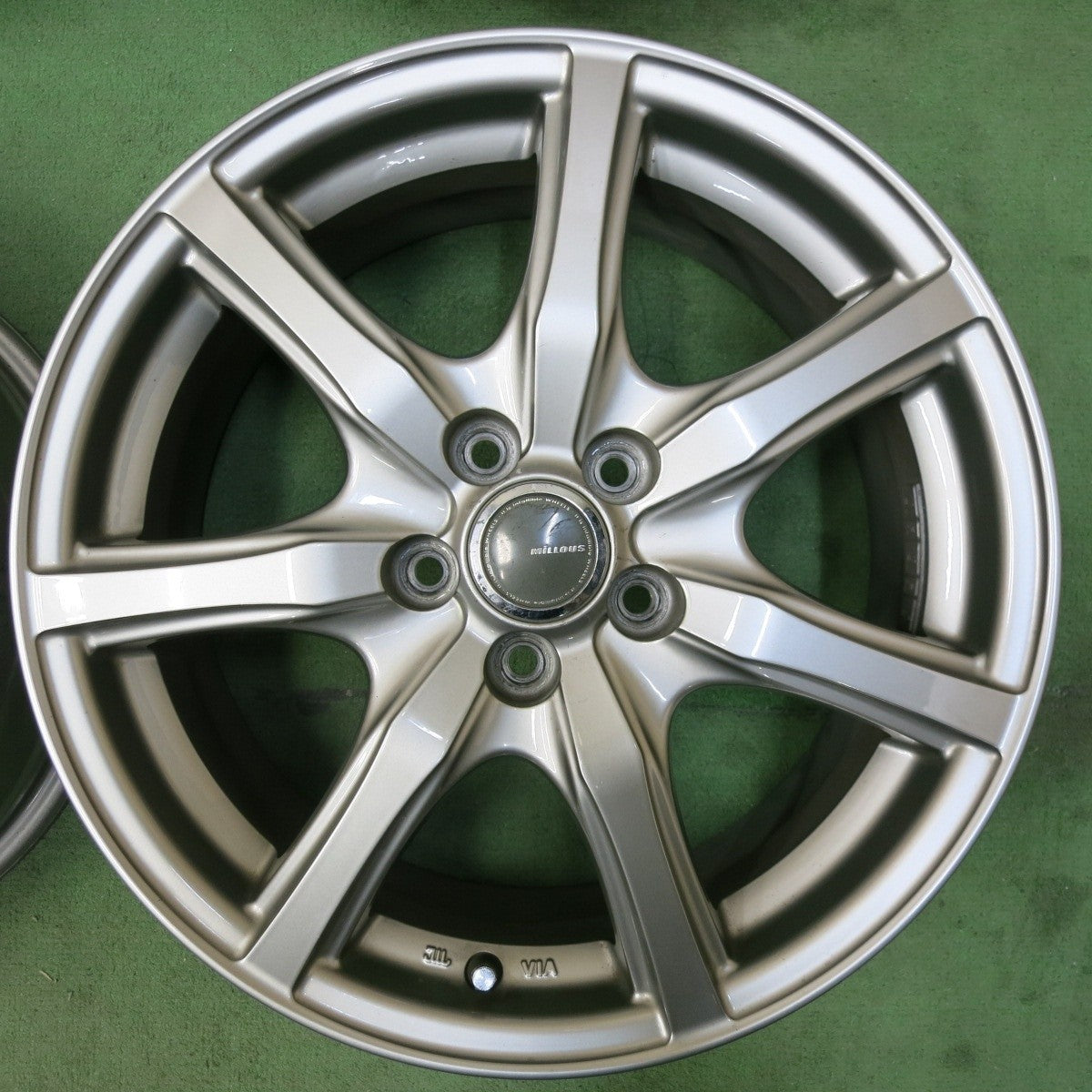 4本価格★MiLLOUS ミルアス 16インチ ホイール 16×6.5J インプレッサ フォレスター 等 PCD100/5H★5032505SYホ