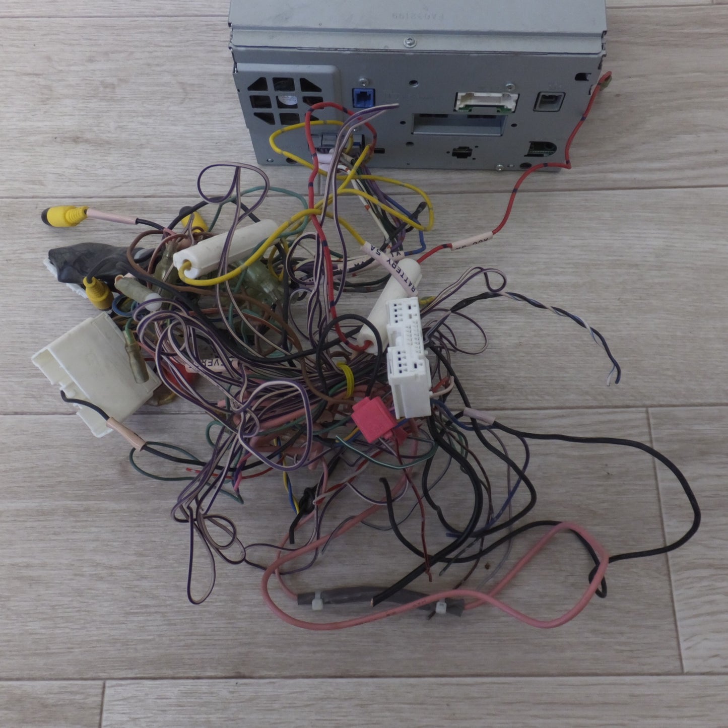 [送料無料] ★パナソニック Panasonic SDカーナビステーション ストラーダ Strada CN-MW250D[2]★