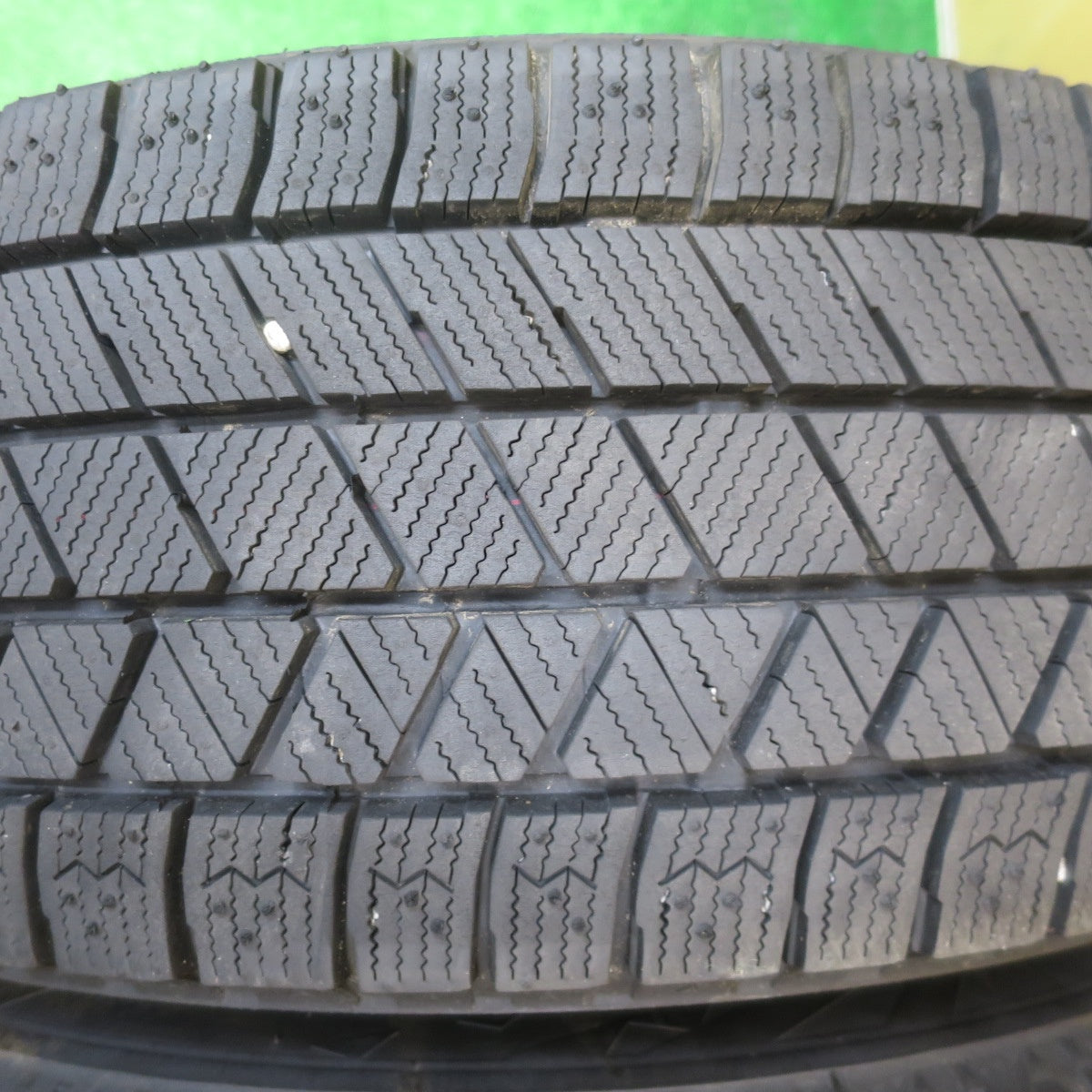 バリ溝！24年！キレイ！9.5分★プリウス 等 195/65R15 スタッドレス ブリヂストン ブリザック VRX3 ZACK JP-110 MONZA ザック 15インチ PCD100/5H★5111101NJス