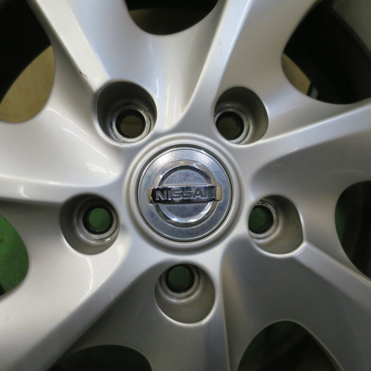 4本価格★日産 C26 C27 セレナ 純正 ホイール 16インチ 16×6J PCD114.3/5H★6072701NGホ