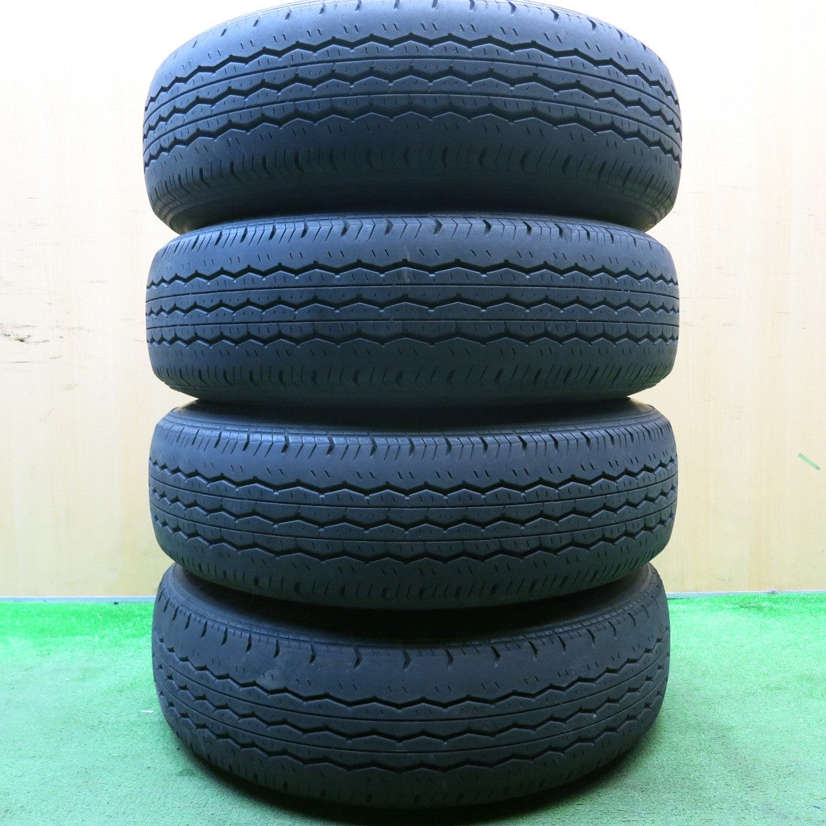 バリ溝！キレイ！9分★トヨタ ハイエース 純正 スチール 195/80R15 107/105L ブリヂストン RD-613 STEEL エコピア 15インチ PCD139.7/6H★5050306HAノ