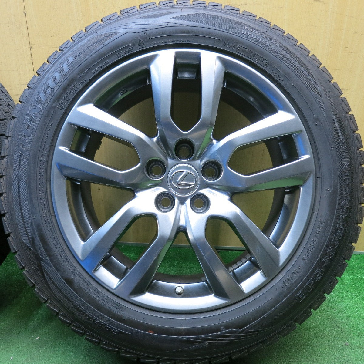 センサー付！バリ溝！キレイ！9分★レクサス NX バージョンL 純正 225/60R18 スタッドレス ダンロップ ウインターマックス SJ8 18インチ PCD114.3/5H★6031504HAス