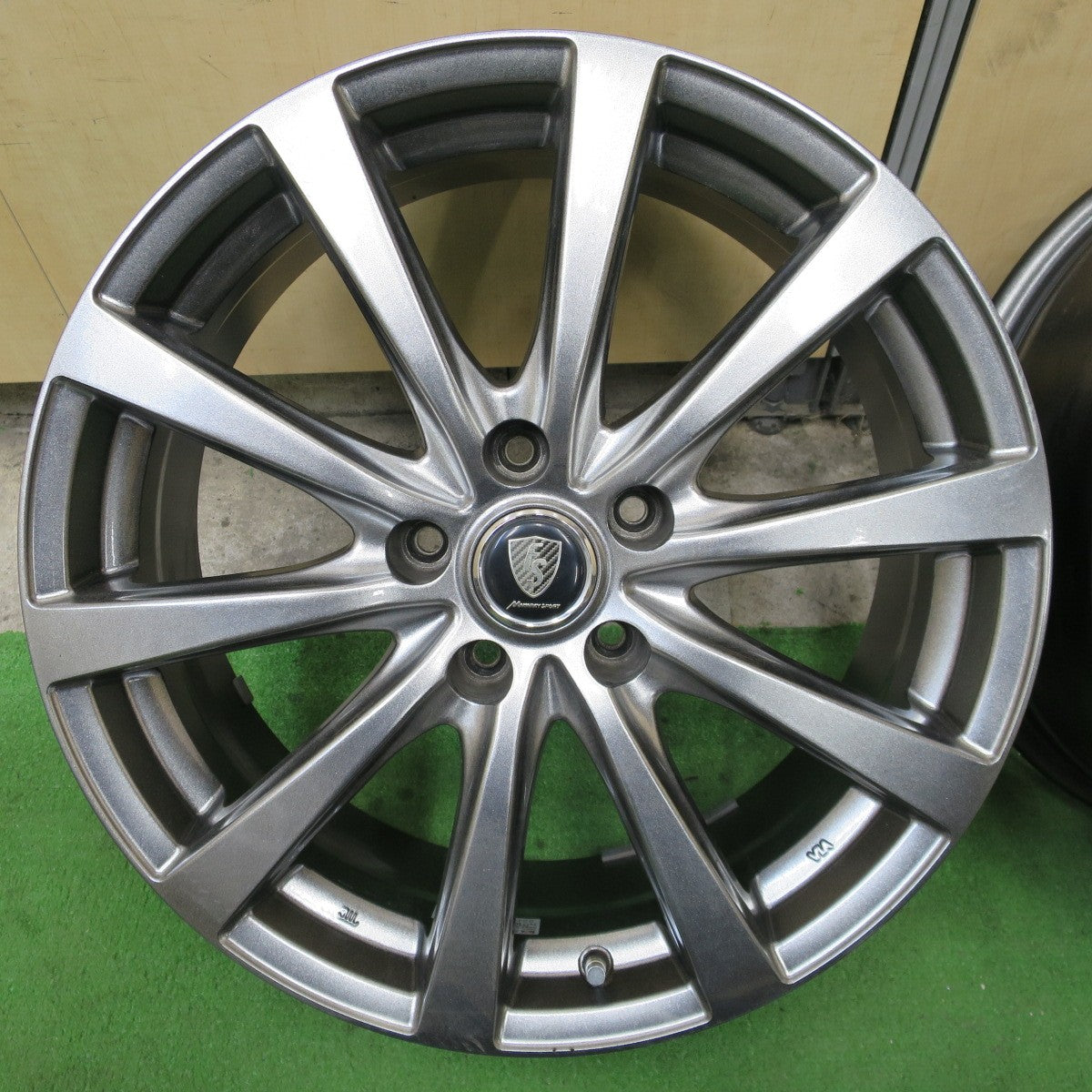 キレイ★MANARAY SPORT マナレイ スポーツ 18インチ ホイール 18×7J PCD114.3/5H★6030602NGホ