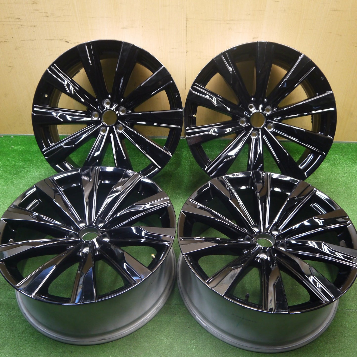 キレイ★トヨタ クラウン スポーツ Z 純正 ホイール 21インチ 21×8.5J PCD114.3/5H★6010603Hホ