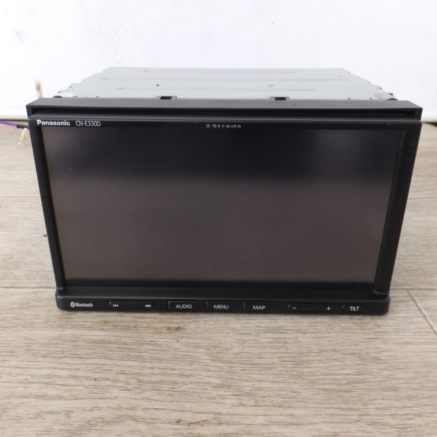 [送料無料] ★パナソニック Panasonic SSDカーナビステーション Strada CN-E330D ベーシックナビ(29)★