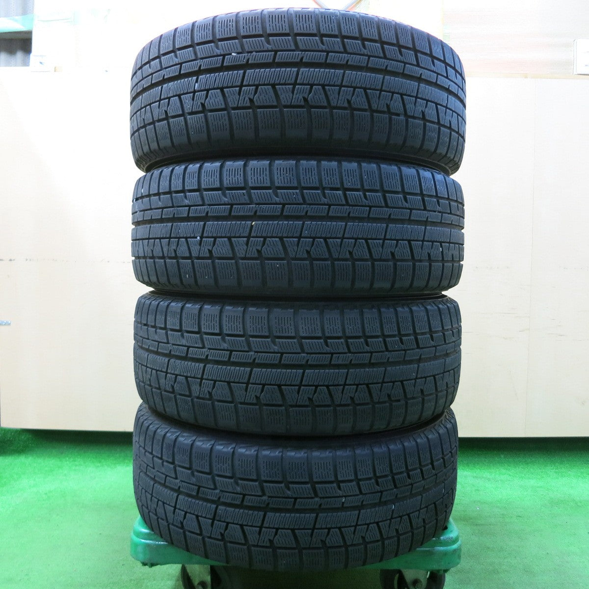 *送料無料* キレイ★インプレッサ等 205/55R16 スタッドレス ヨコハマ アイスガード iG50 プラス VELVA TESALIA ヴェルヴァ PCD100/5H★4032711イス
