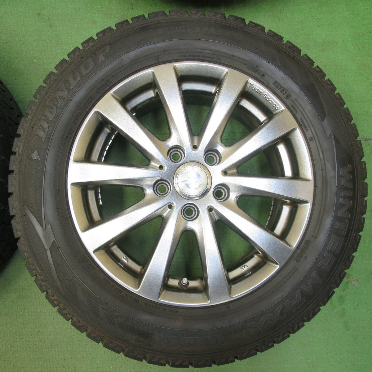 バリ溝！22年！9.5分★ワーゲン 等 Team Sparco 215/60R16 スタッドレス ダンロップ ウインターマックス WM02 チームスパルコ 16インチ PCD112/5H★5081103イス