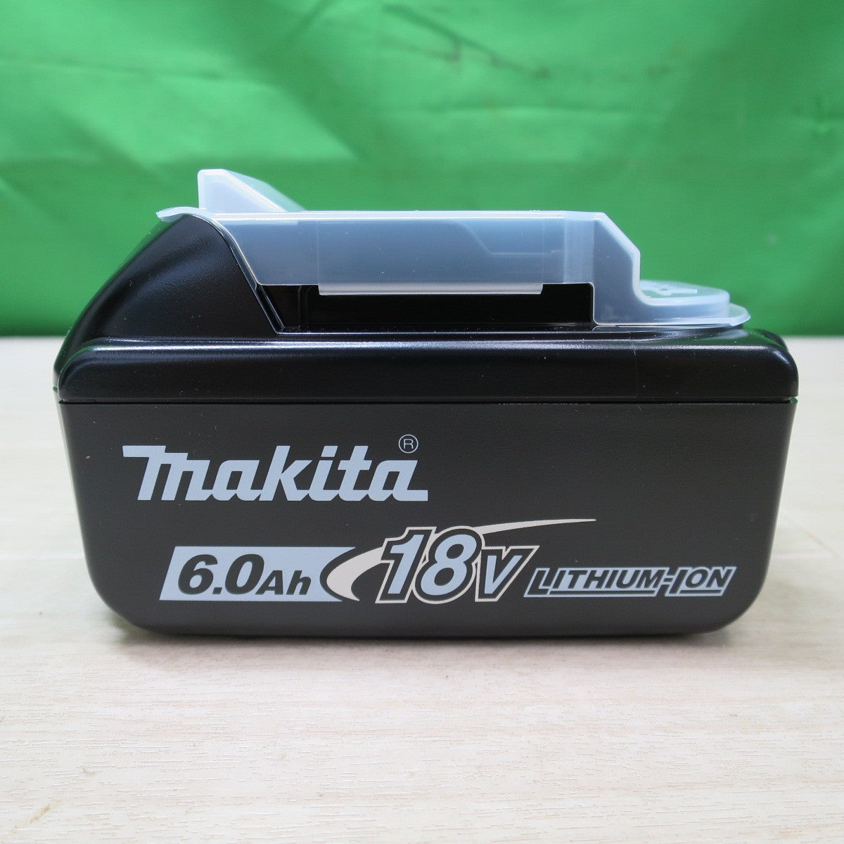 [送料無料] 未使用！バッテリー2個☆マキタ 充電式 インパクトドライバ TD173D GXPY 電動 工具 18V 6.0Ah makita コードレス☆