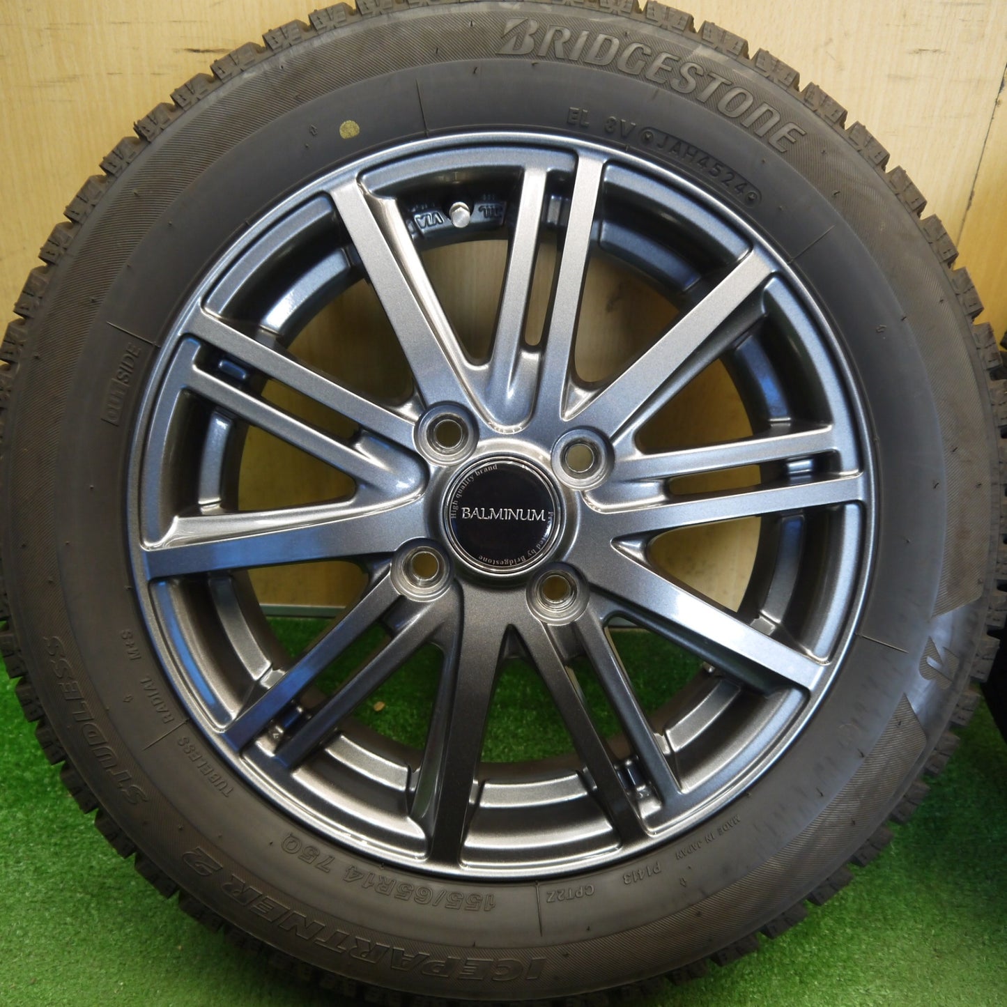 バリ溝！24年！キレイ！9.5分★スタッドレス 155/65R14 ブリヂストン アイスパートナー2 BALMINUM BR10 バルミナ 14インチ PCD100/4H★6051208Hス