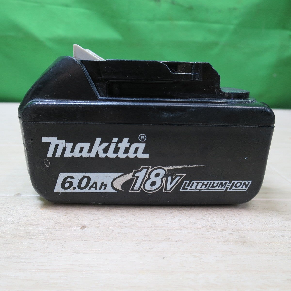 [送料無料] ☆マキタ 充電式 インパクトドライバー TD171D 電動 工具 18V 6.0Ah makita コードレス☆