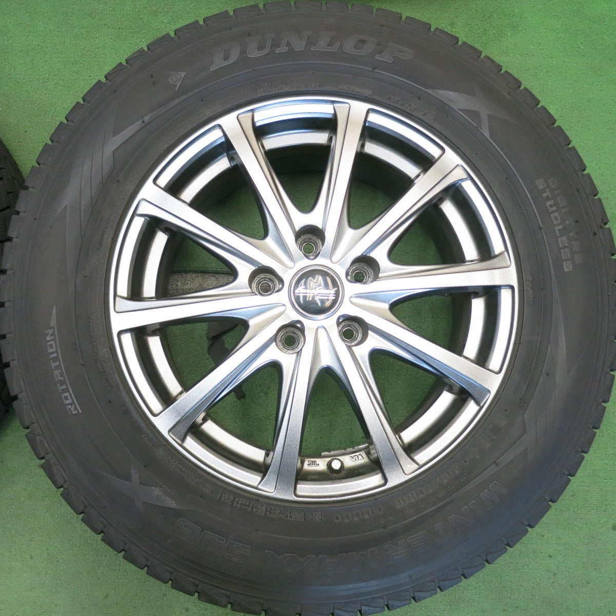 バリ溝！22年！キレイ！9.5分◎スタッドレス 215/70R16 ダンロップ ウインターマックス SJ8 + EuroSpeed MANARAY SPORT ユーロスピード マナレイ 16インチ PCD114.3/5H◎6082303HAス
