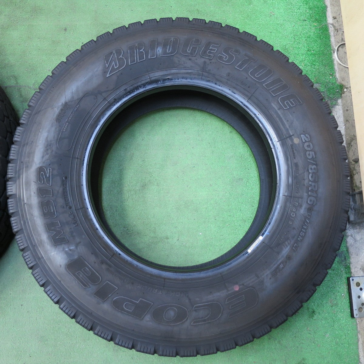 バリ溝！25年！9.5分！6本★トラック タイヤ 205/85R16 117/115N ブリヂストン エコピア M812 ミックス オールシーズン 16インチ★5101004イスタ