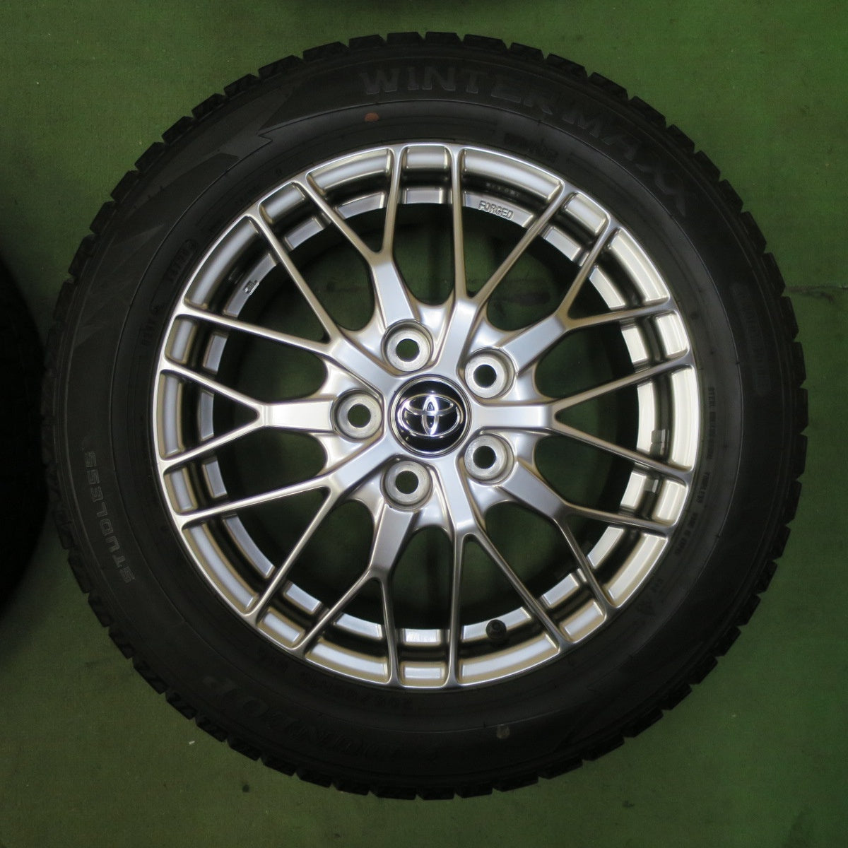 バリ溝！キレイ！9分★トヨタ 80系 ノア ヴォクシー 純正 BBS TY016 205/55R16 スタッドレス ダンロップ ウインターマックス WM02 16インチ PCD114.3/5H★5111402TTス