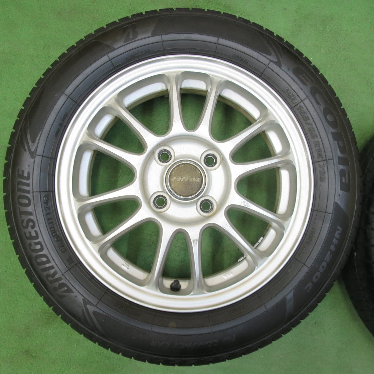 [送料無料] バリ溝！24年！9分★165/65R14 ブリヂストン エコピア NH200C FINAL MIND ファイナルマインド 14インチ ソリオ ハスラー 等 PCD100/4H★5022406イノ