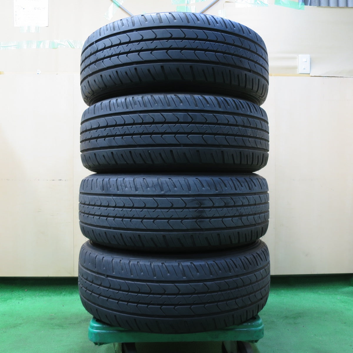 *送料無料* バリ溝！キレイ！8.5分★MAK 245/60R18 グッドイヤー EfficientGrip SUV hybrid HP01 18インチ PCD114.3/5H★4063001イノ