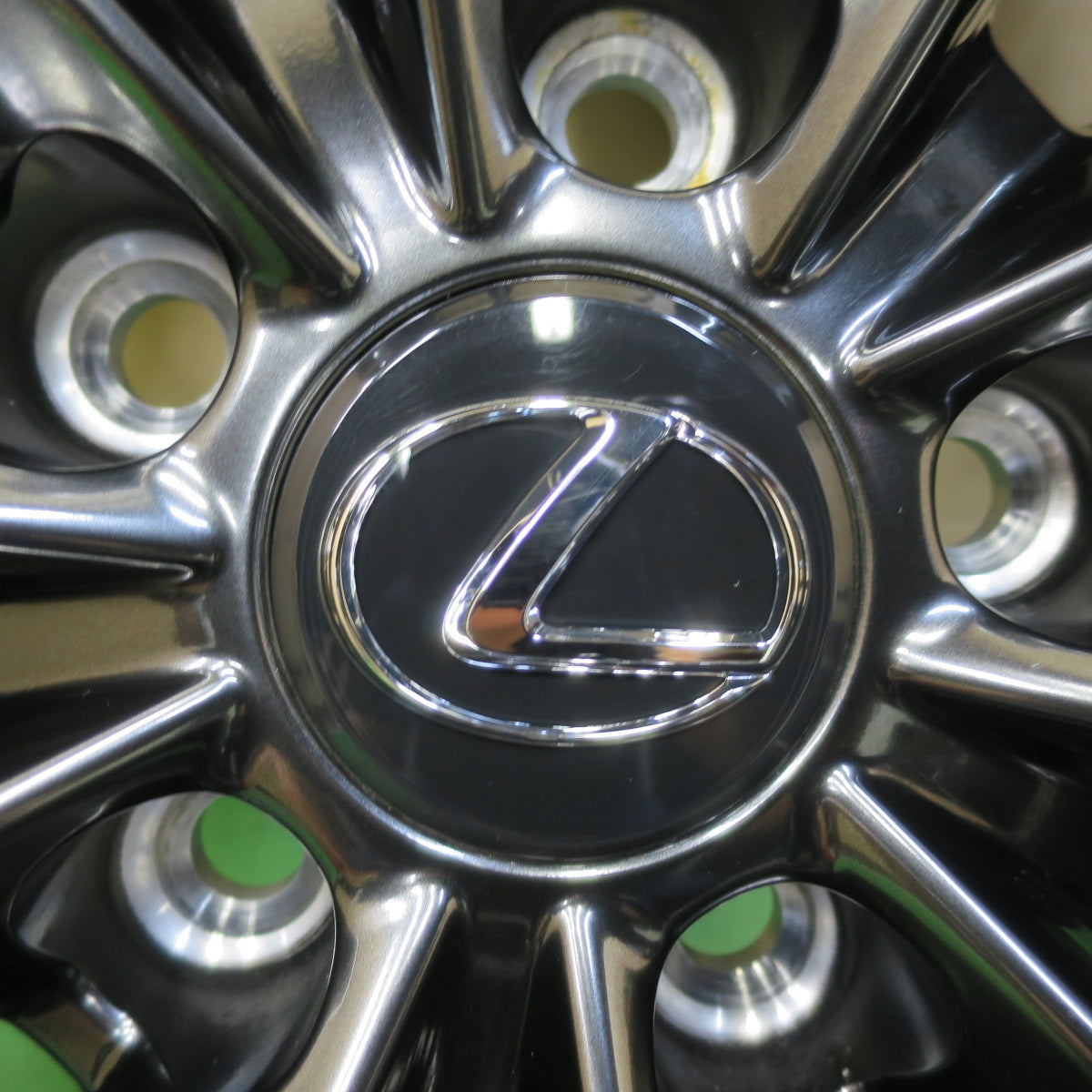 センサー付！超バリ溝！21年！キレイ！ほぼ10分★レクサス NX Fスポーツ 純正 235/50R20 スタッドレス X-ICE SNOW SUV ZP 20インチ PCD114.3/5H★5072801イス