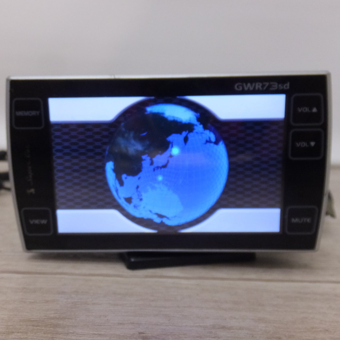 [送料無料] ★ユピテル Yupiteru GPS&レーダー探知機 GWR73sd ワンボディタイプ★