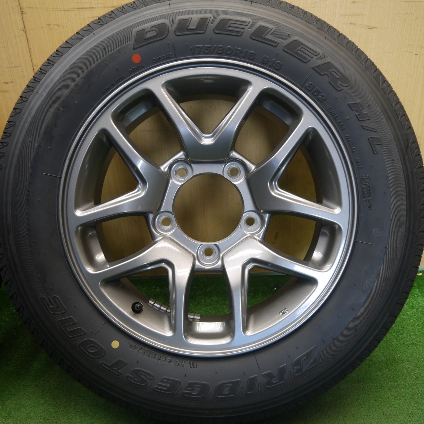 新車外し！24年◎スズキ JB64 ジムニー 純正 175/80R16 ブリヂストン デューラー H/L 852 DUELER 16インチ PCD139.7/5H◎6072805Hノ