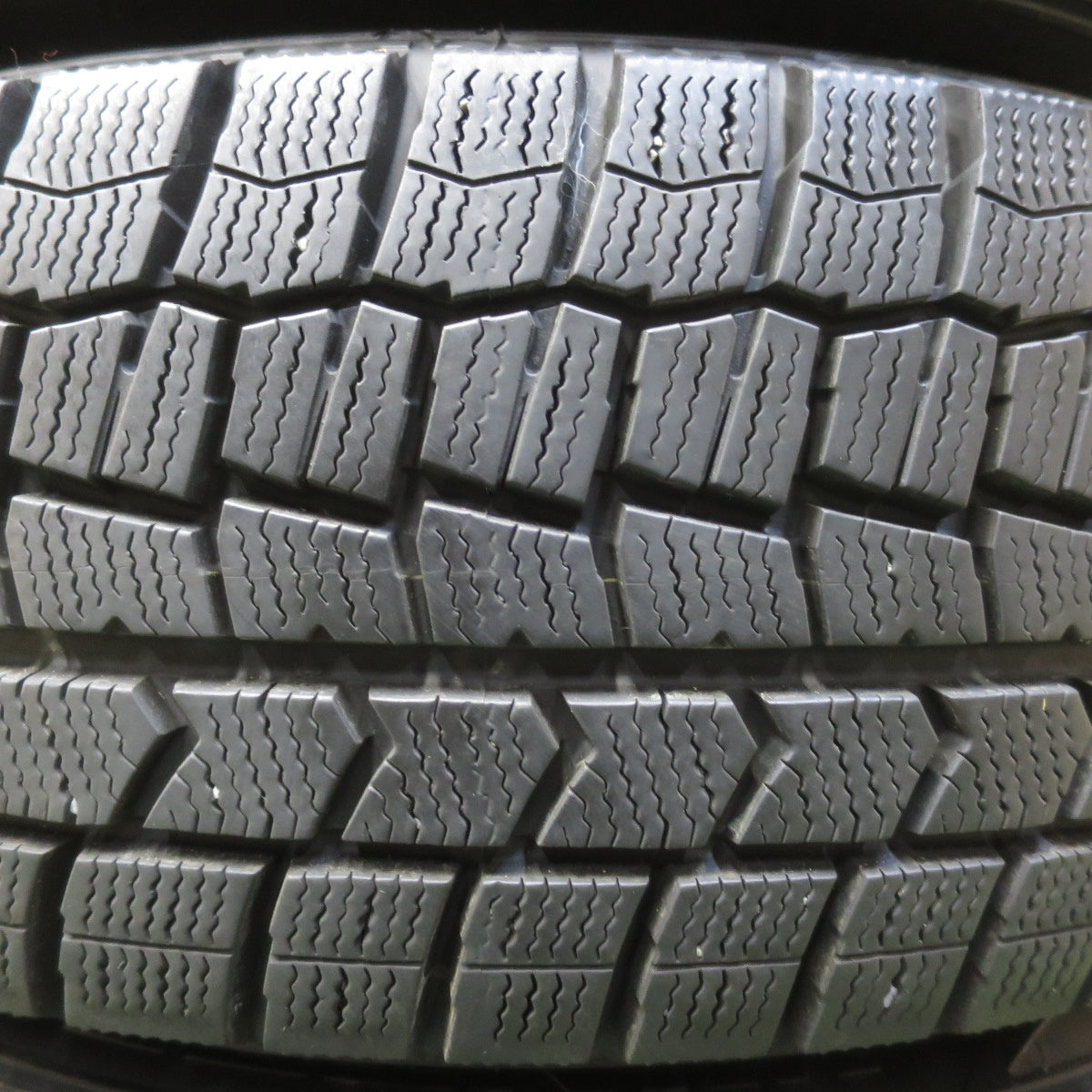 バリ溝！9.5分◎プリウス 等 195/65R15 スタッドレス ダンロップ ウインターマックス WM02 ravrion LUMIERE ラブリオン 15インチ PCD100/5H◎6062410イス