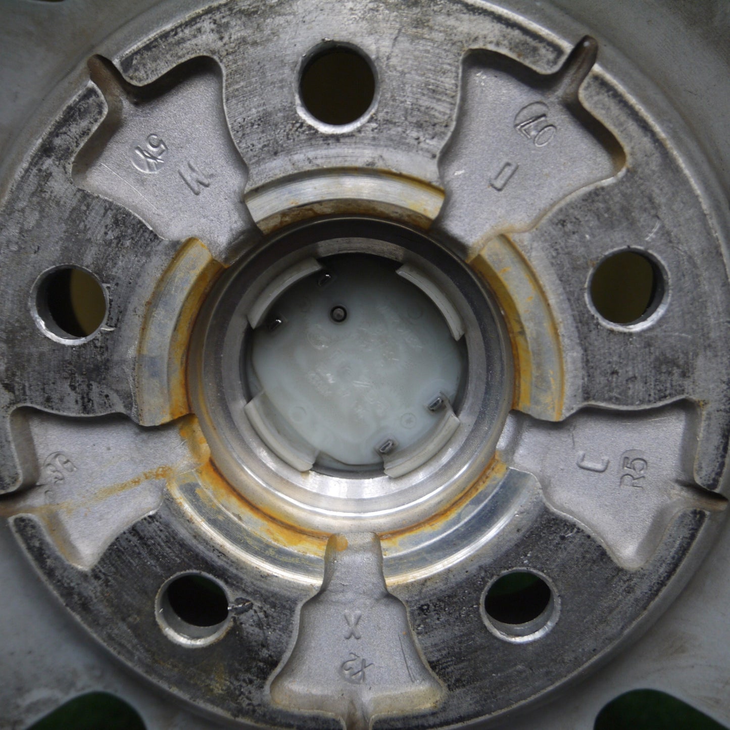 *送料無料* キレイ★マツダ3 純正 ホイール 18インチ 18×7J PCD114.3/5H★4041015Hホ