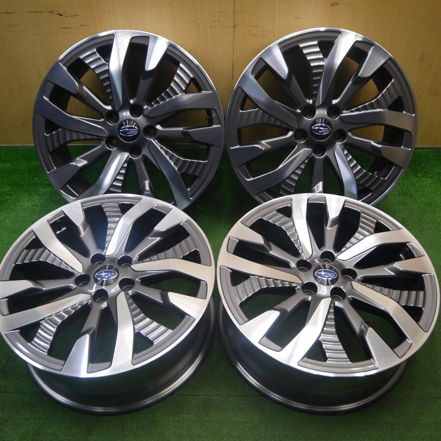新車外し★スバル 現行 フォレスター Premium S:HEV EX 純正 ホイール 19インチ 19×7.5J PCD114.3/5H★6010602Hホ