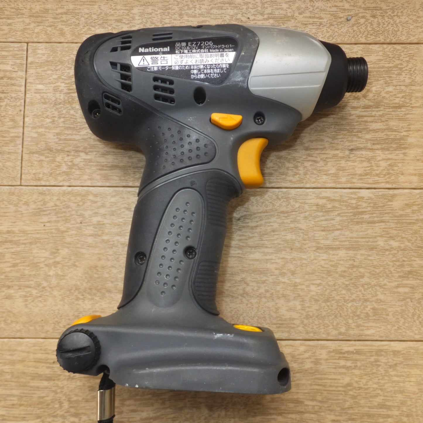 [送料無料] ジャンク★松下 National インパクトドライバー EZ7206　リチウムイオン電池パック EZ9L30　充電器 EZT003　セット★