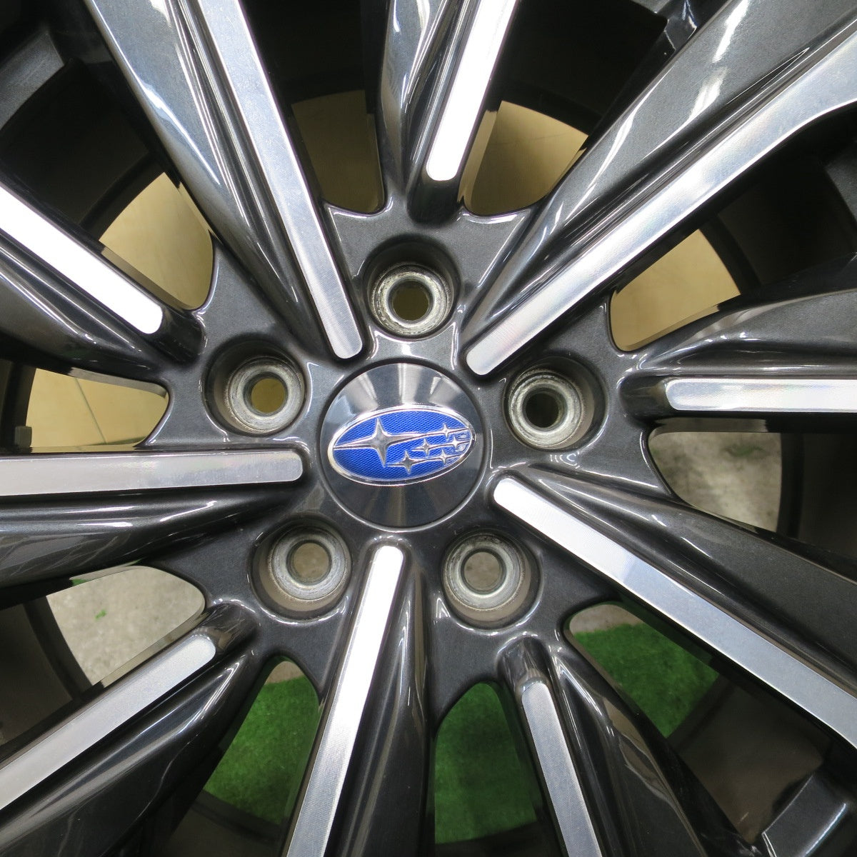 4本価格★スバル VN5 レヴォーグ STI スポーツ 純正 ホイール 18インチ 18×7.5J PCD114.3/5H★6040703NGホ