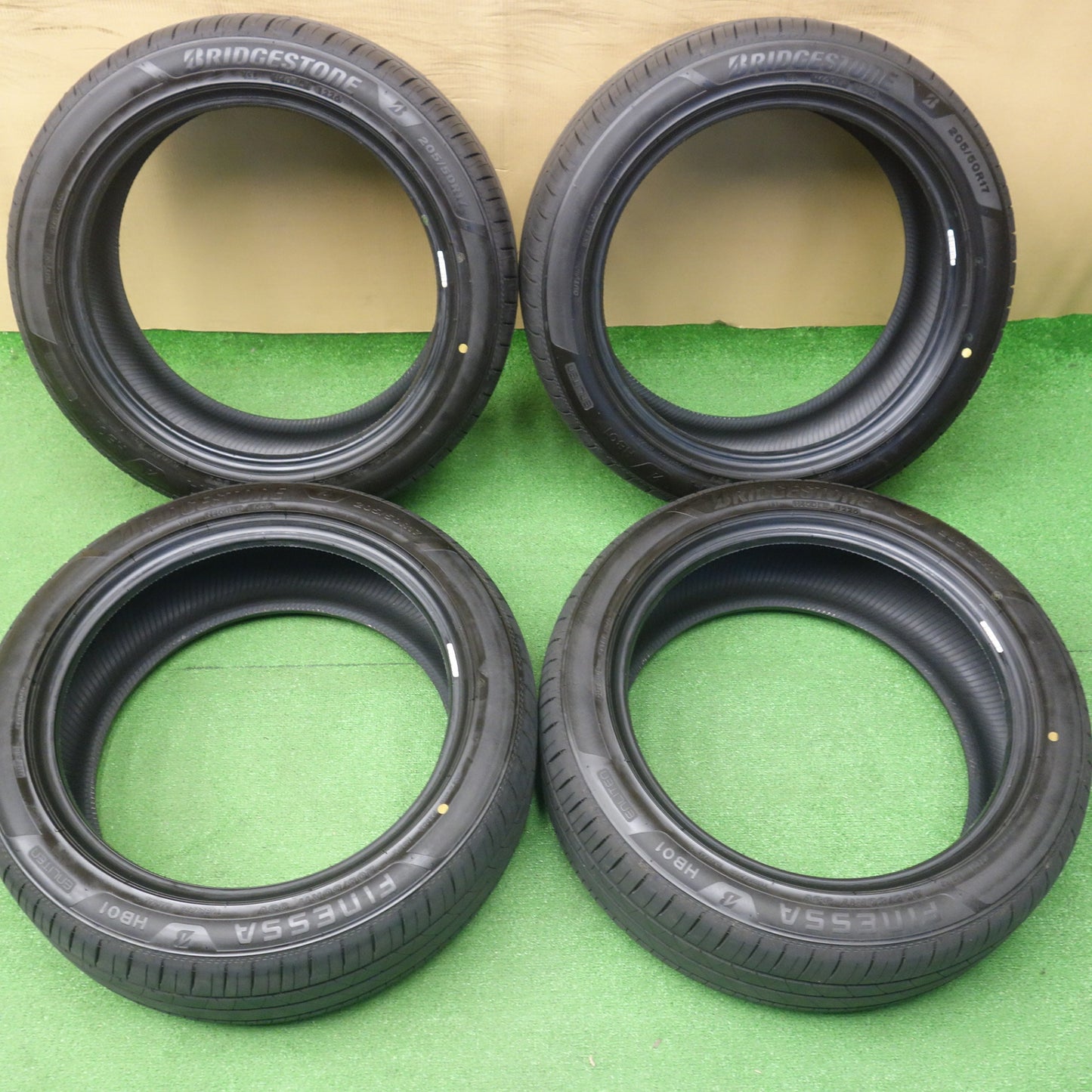 バリ溝！26年！9.5分★205/50R17 ブリヂストン FINESSA HB01 タイヤ 17インチ インプレッサ アクセラ ウィッシュ 等★6052903KTノタ