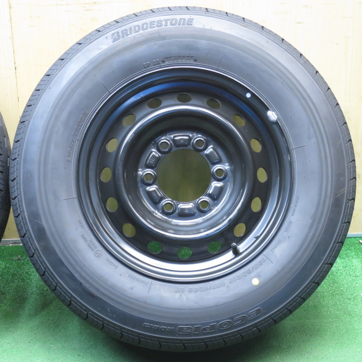 新車外し！26年◎トヨタ ハイエース 純正 スチール 195/80R15 107/105S ブリヂストン エコピア RD613 15インチ PCD139.7/6H◎6091911NJノ