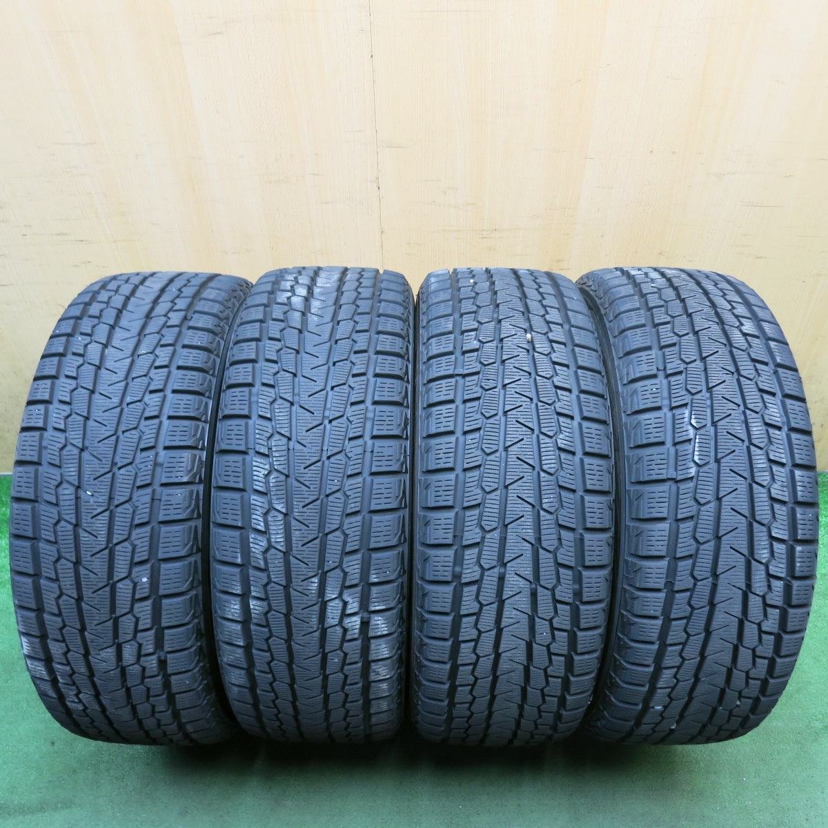 バリ溝！22年！9.5分◎スタッドレス 225/55R18 ヨコハマ アイスガード G075 STRANGER ストレンジャー 18インチ PCD114.3/5H◎6082713HAス