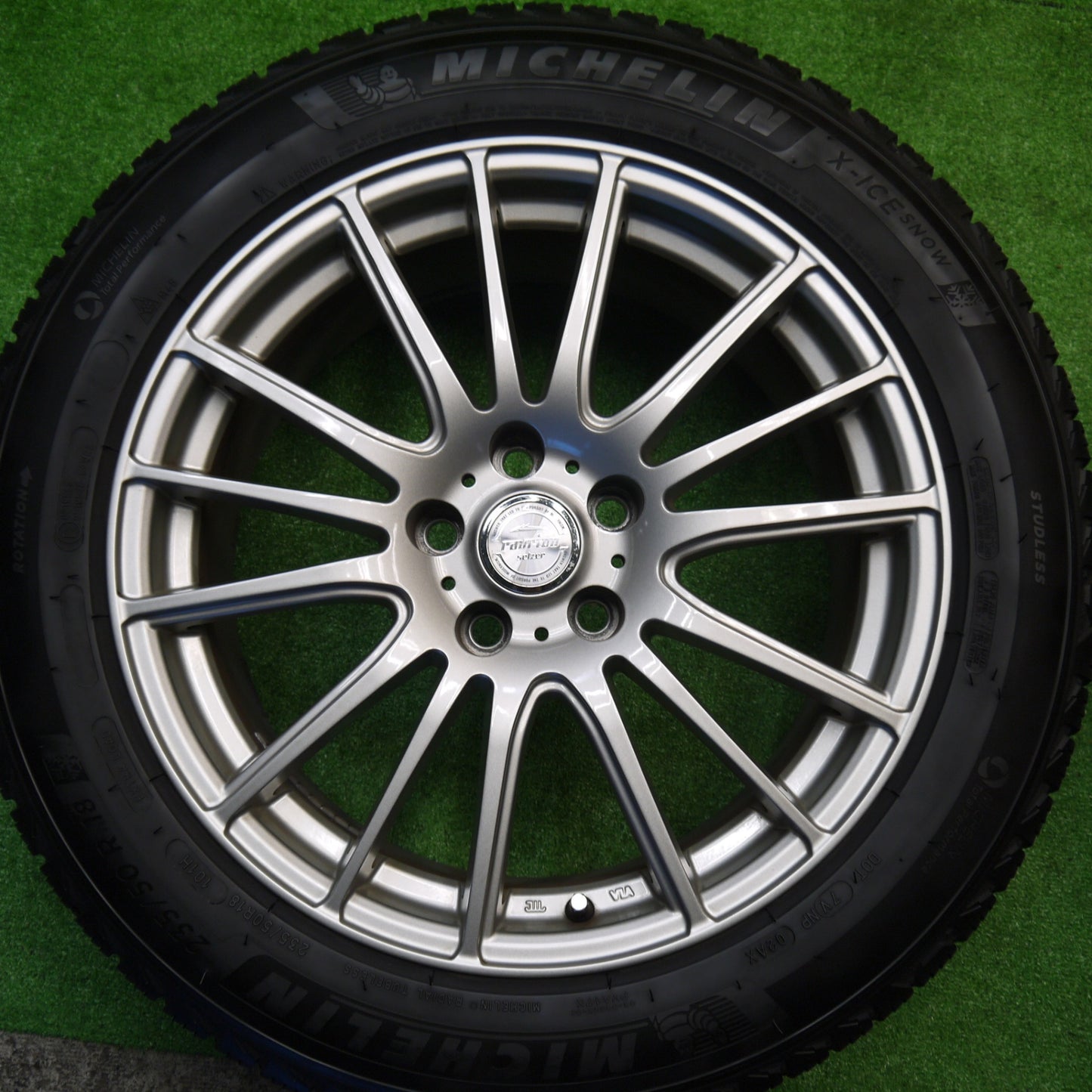 バリ溝！8.5分★スタッドレス 235/50R18 ミシュラン X-ICE SNOW ravrion selzer ラブリオン 18インチ PCD114.3/5H★5102101Hス