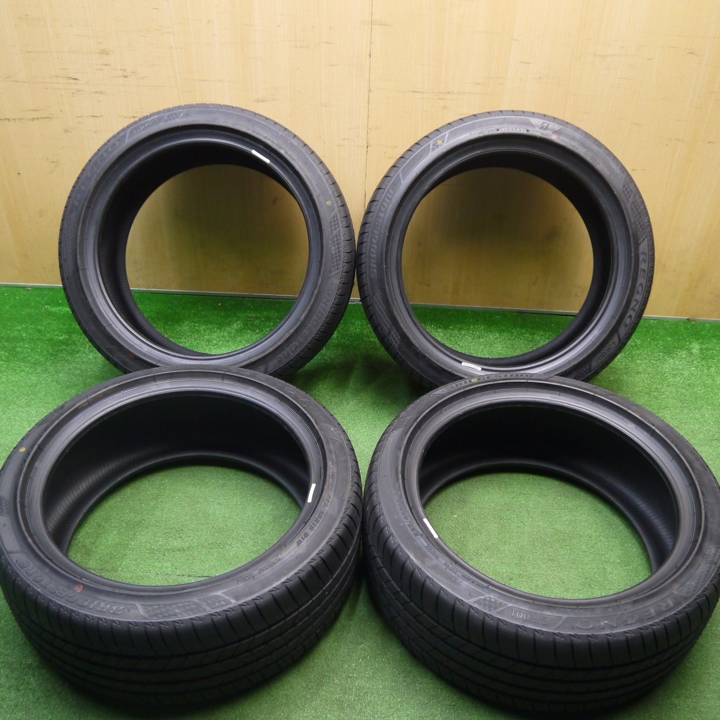 新車外し！21年★225/45R18 ブリヂストン レグノ GR001 タイヤ 18インチ クラウン レヴォーグ オデッセイ 等★5122206Hノタ